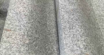 宜昌芙蓉白S型拉丝面路沿石
