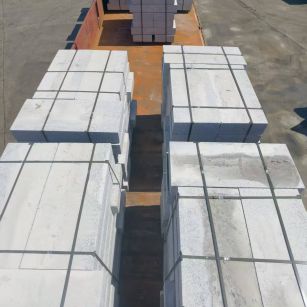 宜昌 路沿石装车出货