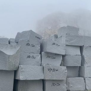 宜昌芝麻白花岗石