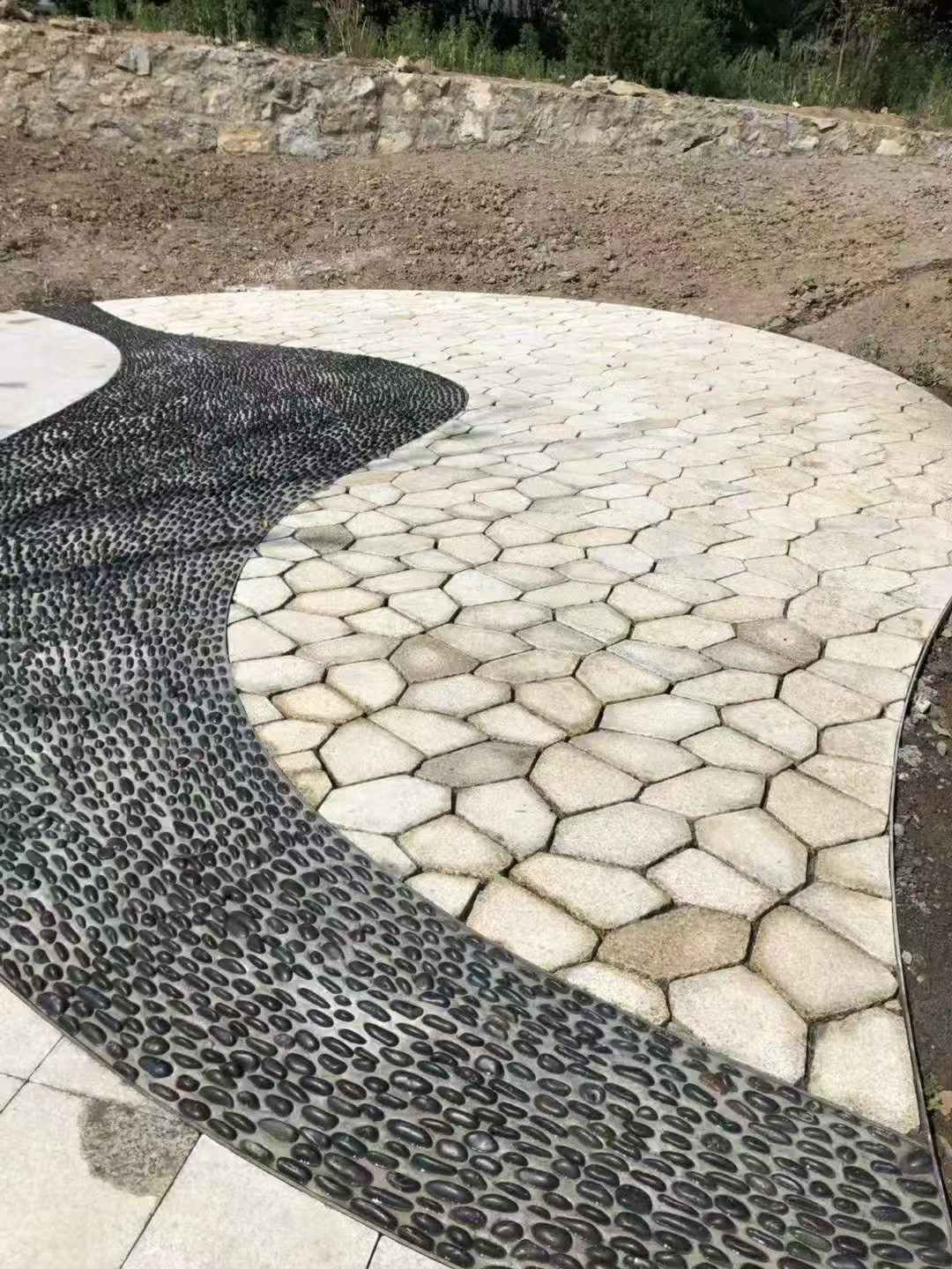 宜昌 黄金麻冰裂缝室外铺装效果完美展示